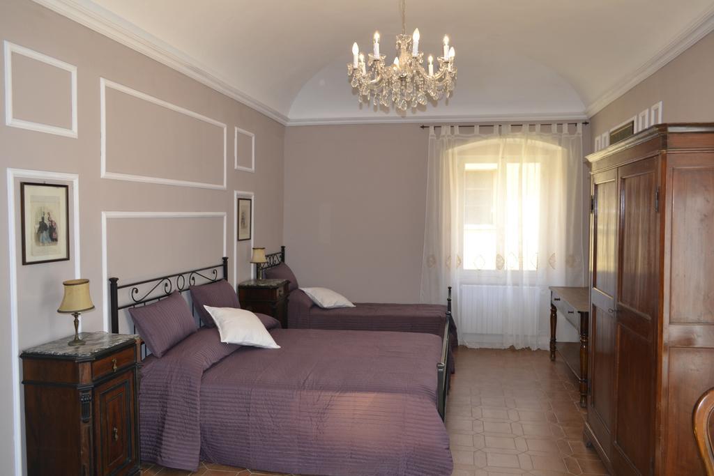 Corte Palazzo Picedi Benettini Sarzana Quarto foto